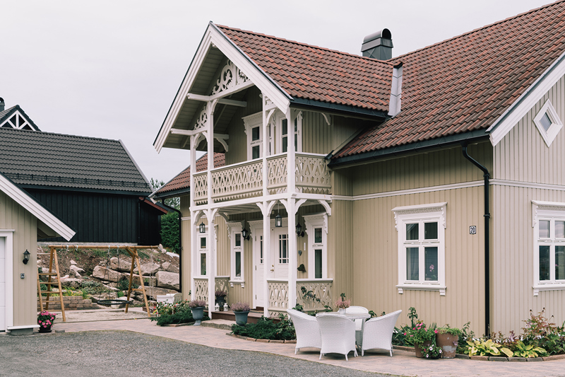 Moderne Sveitserhus I Hostvedt